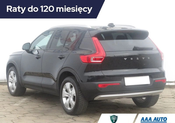 Volvo XC 40 cena 121001 przebieg: 99261, rok produkcji 2019 z Dzierzgoń małe 211
